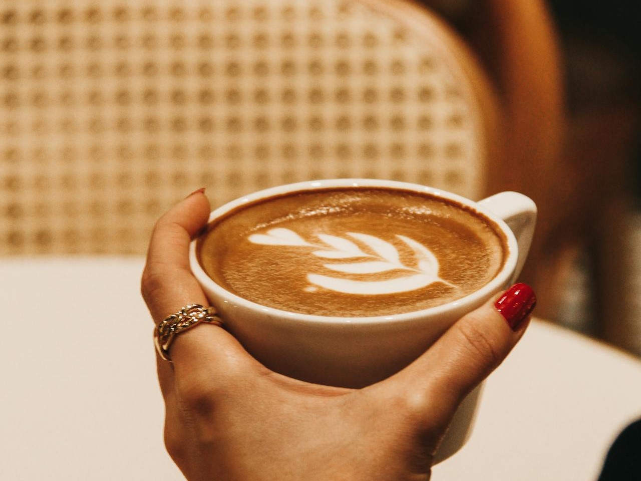 Le choc thermique : cette réaction chimique qui peut gâcher la pause café